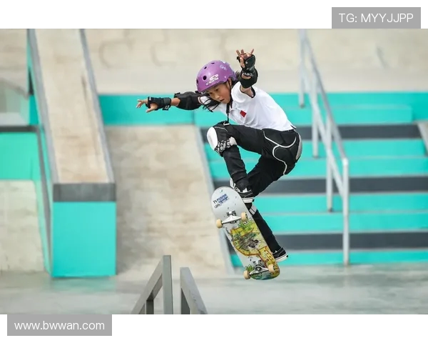 杭州攀岩队在世界滑板锦标赛中以98分稳居积分榜首位